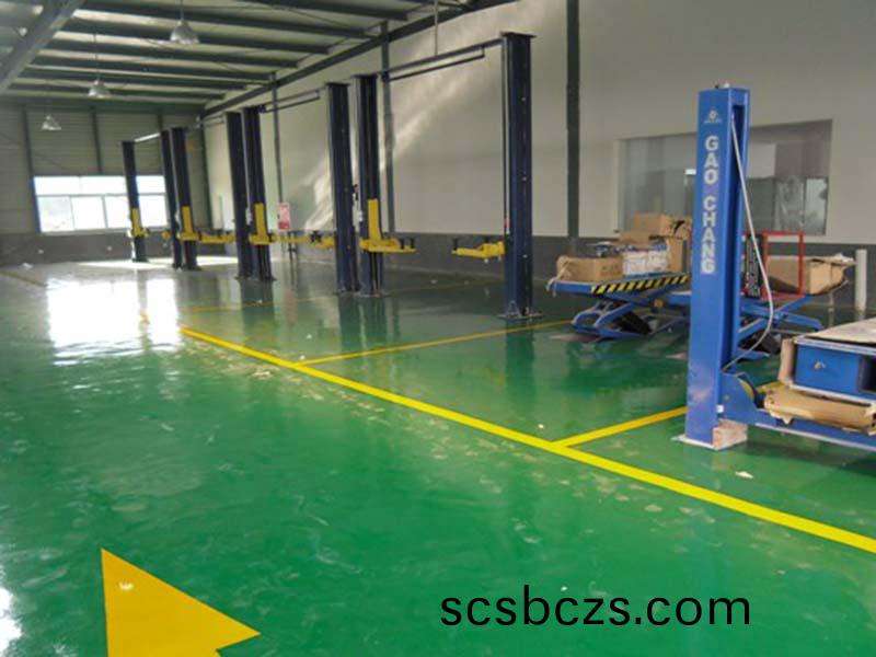 奇(qi)瑞汽(qi)車(che)4S點維(wei)脩車間(jian)